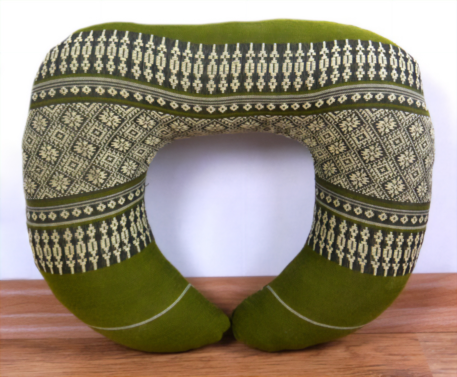 Poduszka podróżna-rogal z wypełnieniem kapokowym