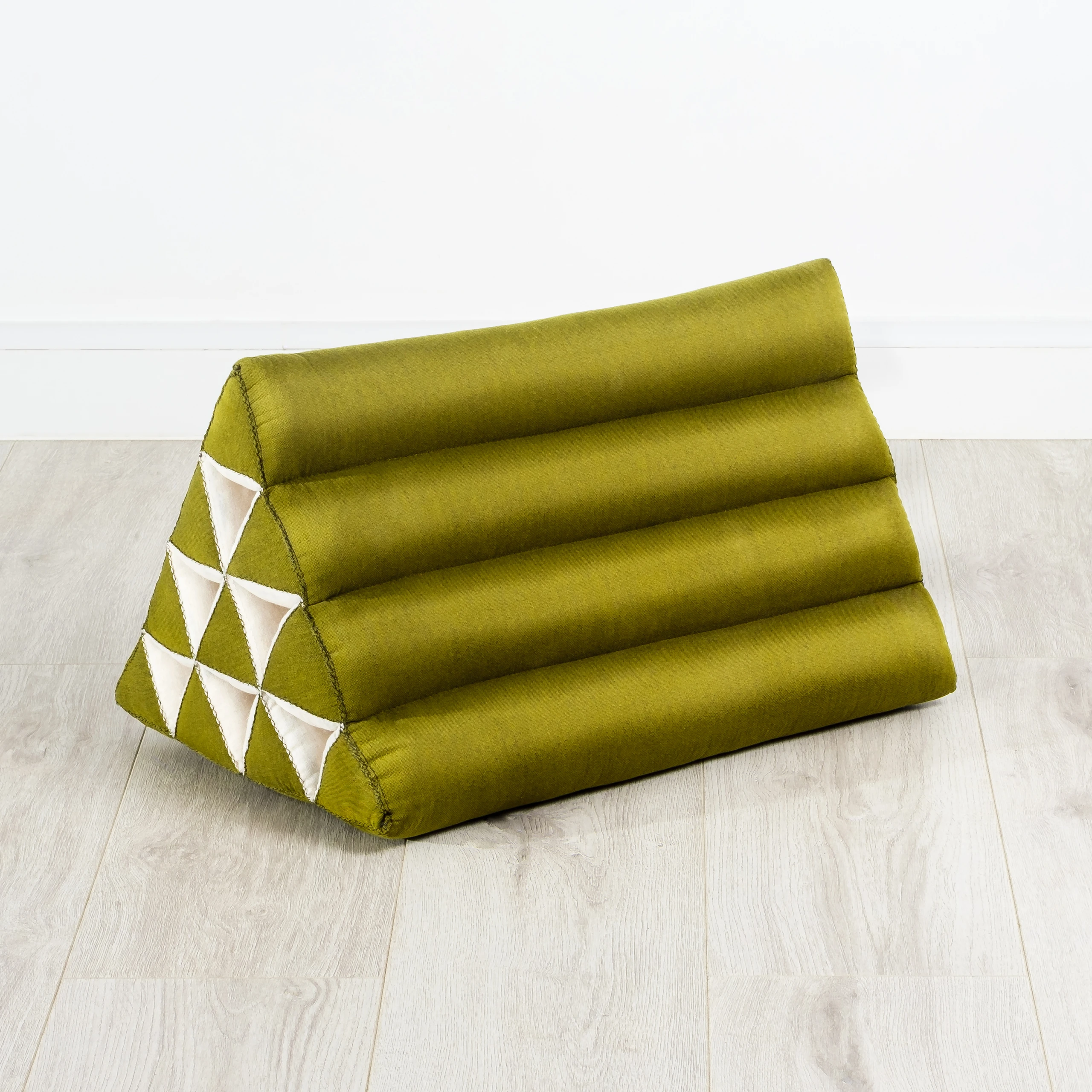 Poduszka kapokowa trójkątna, Basic